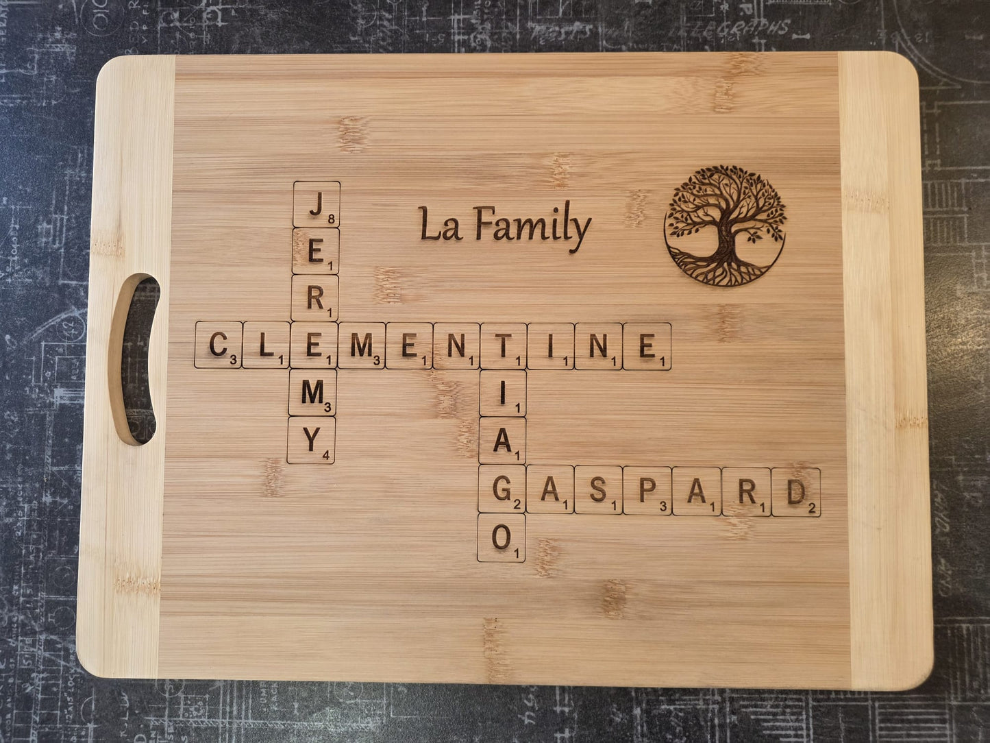 Planche à découper en bambou personnalisable